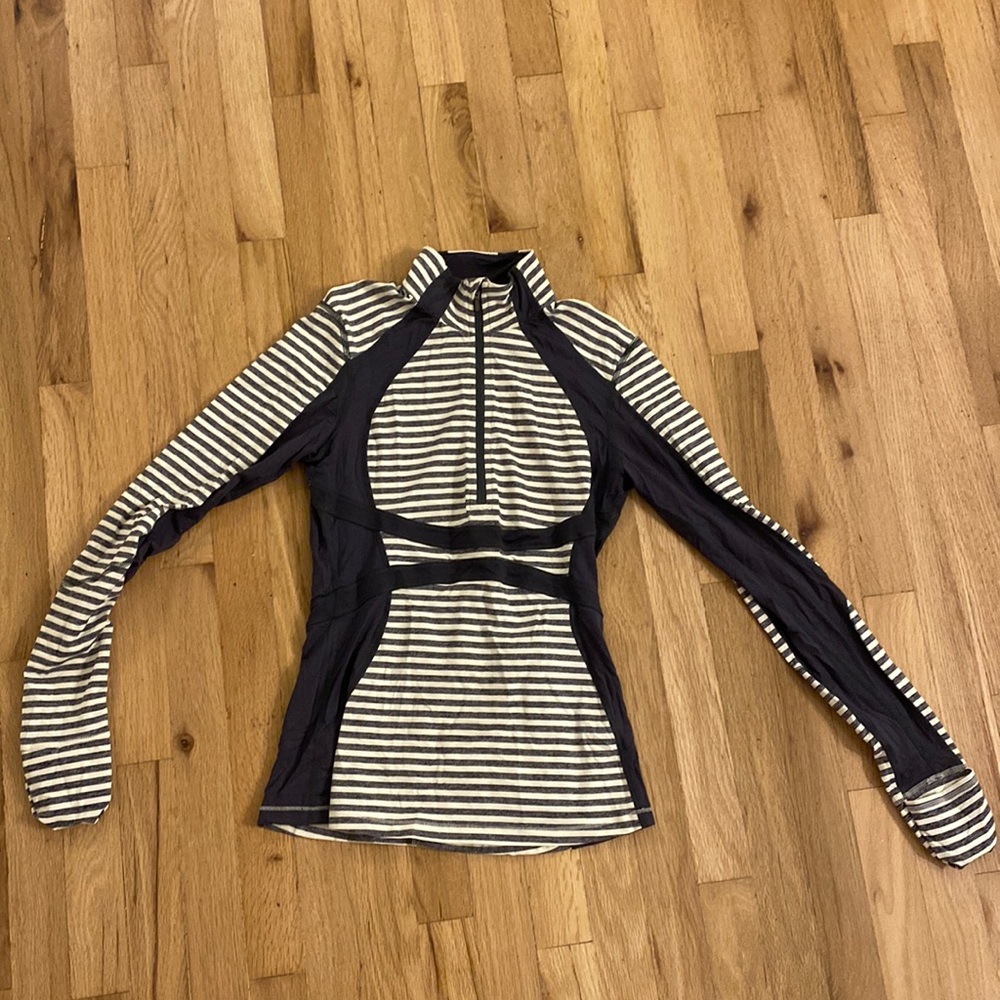 Lululemon Quarter Zip Pullover